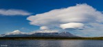 Лентикулярные облака над домашними вулканами